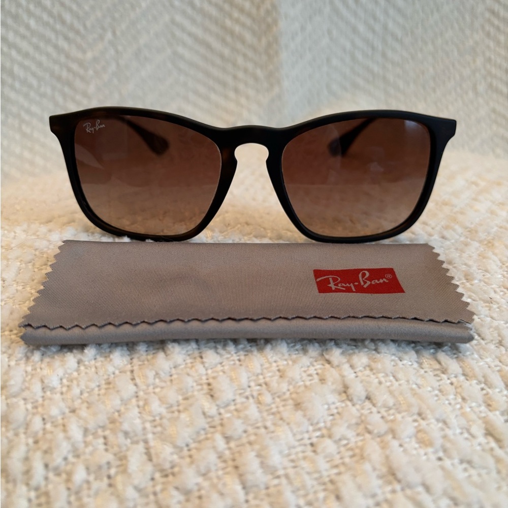 Ray-Ban Brown Sunglasses